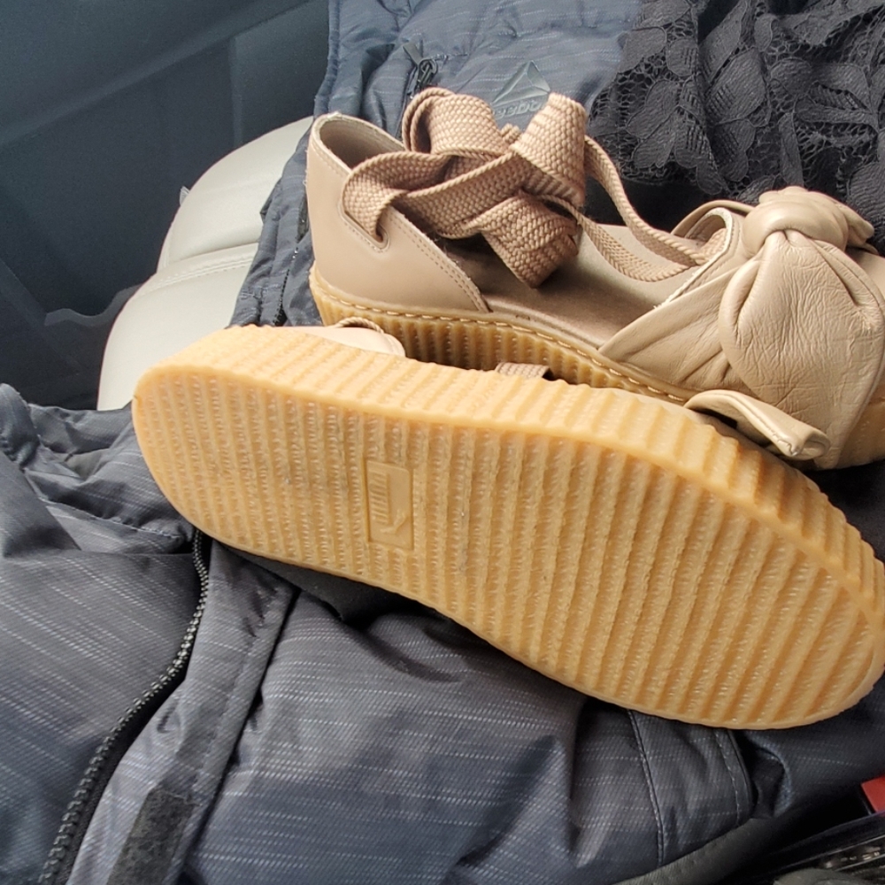 Shoes - Picture 2 of 3
